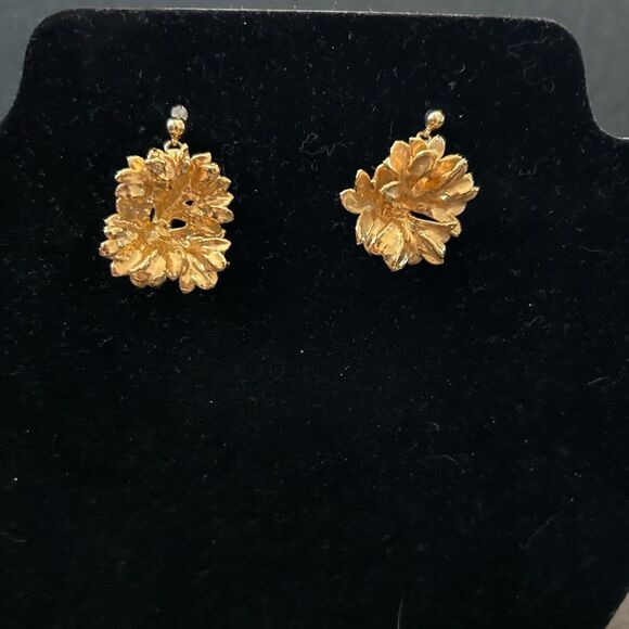 22 Karate dipped Parsley leaves earrings - Picture 2 of 6